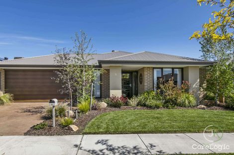 Property photo of 8 Cazaly Way Cranbourne West VIC 3977