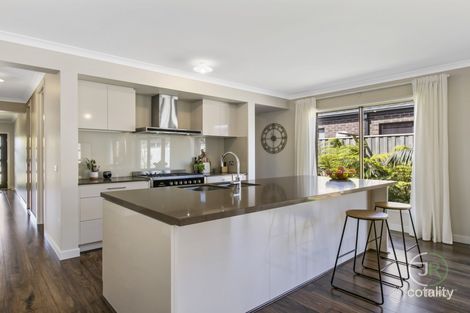 Property photo of 8 Cazaly Way Cranbourne West VIC 3977