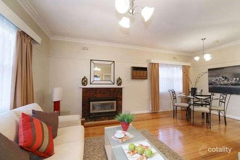 Property photo of 11 Kalimna Street Bentleigh East VIC 3165