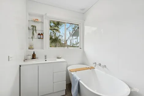 Property photo of 2 Pambula Place Forestville NSW 2087