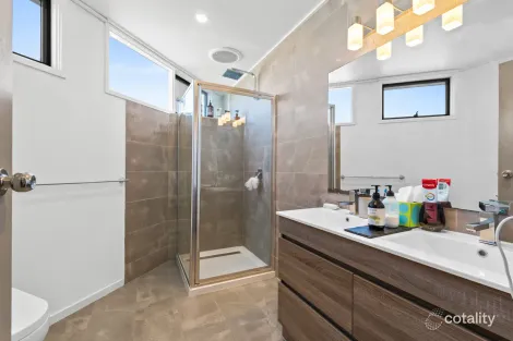 Property photo of 1/7 Alameda Drive Sale VIC 3850