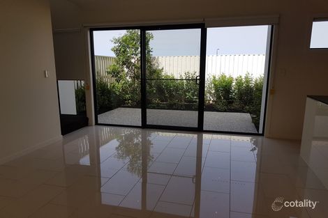 Property photo of 43/1 Residences Circuit Pimpama QLD 4209