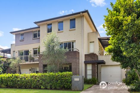 Property photo of 2/21 Parkwood Road Holsworthy NSW 2173