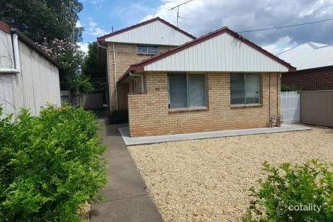 2/49 Bourke St, East Tamworth, NSW 2340