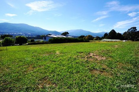 17 Charles St, Tawonga, VIC 3697