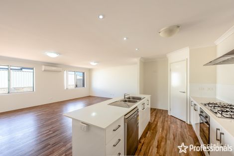Property photo of 13 Wanderer Concourse Wandina WA 6530