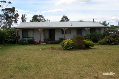 7 Thomson St, Stratford, VIC 3862