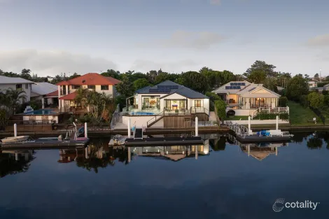 Property photo of 16 Corella Drive Parrearra QLD 4575