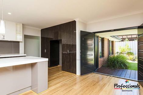 Property photo of 13A Stanton Road Redcliffe WA 6104