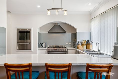 Property photo of 12 Geddes Close Duncraig WA 6023