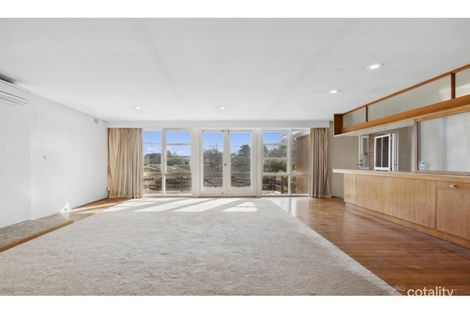 Property photo of 17 Getting Crescent Campbell ACT 2612