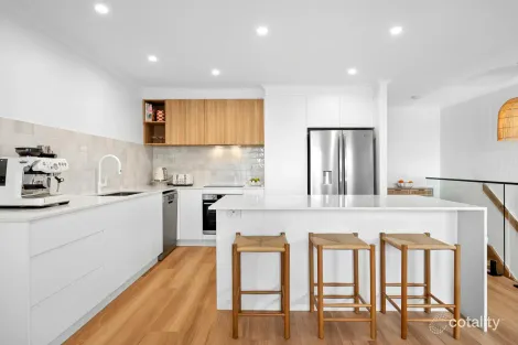 6/35 FIRST AVE, COOLUM BEACH, QLD 4573
