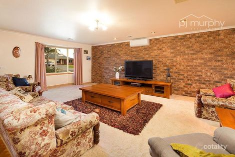 Property photo of 3 Whitehall Court West Wodonga VIC 3690