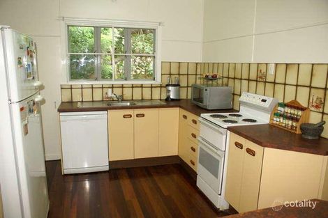Property photo of 28 Aragon Street Indooroopilly QLD 4068