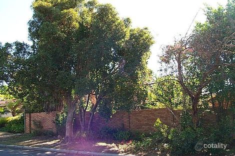 Property photo of 16 Harrington Crescent Leeming WA 6149