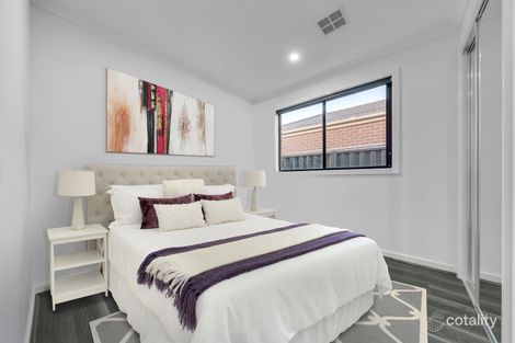 Property photo of 8 Roxborough Street Tarneit VIC 3029