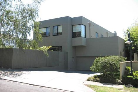 9 Winifred Cres, Toorak, VIC 3142