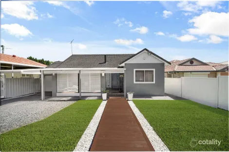 61 Stanley St, Fairfield Heights, NSW 2165