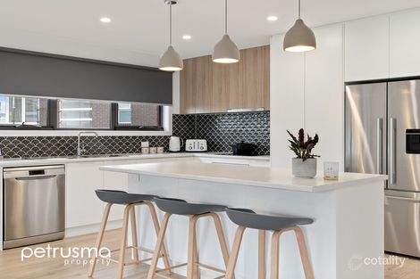 Property photo of 6 Porpoise Close Oakdowns TAS 7019