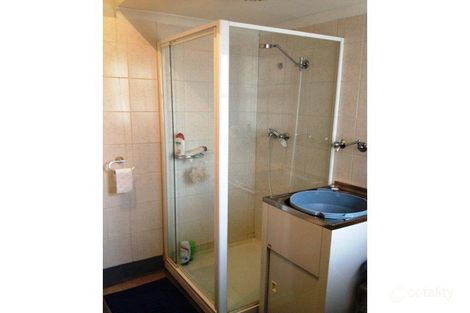 Property photo of 2 Heather Avenue Pascoe Vale VIC 3044