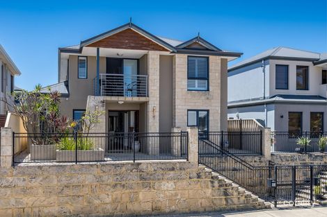 Property photo of 10 O'Mara Boulevard Iluka WA 6028