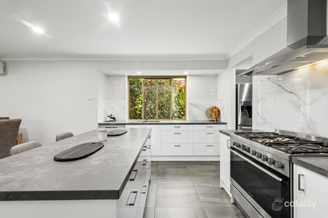 Property photo of 3 Gloucester Court Highland Park QLD 4211