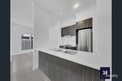 Property photo of 60 Warringa Crescent Hoppers Crossing VIC 3029