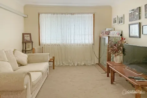 Property photo of 35 Dandaloo Street Narromine NSW 2821