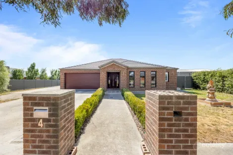 4 Furness Dr, Cardigan, VIC 3352
