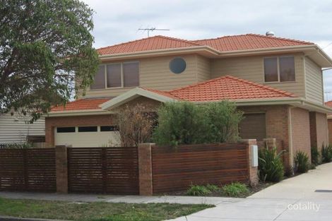 Property photo of 1/33 Fairbank Road Bentleigh VIC 3204