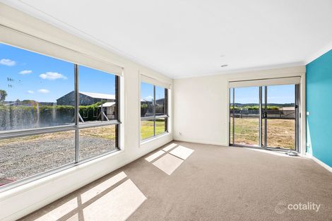 Property photo of 12 Westcliffe Crescent Sebastopol VIC 3356
