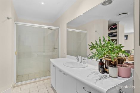 Property photo of 9 Capella Place Bridgeman Downs QLD 4035