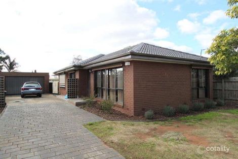 16 Chauvel St, Melton South, VIC 3338