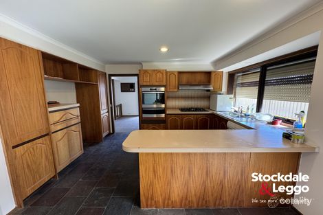 Property photo of 2 Kirby Close Greenvale VIC 3059