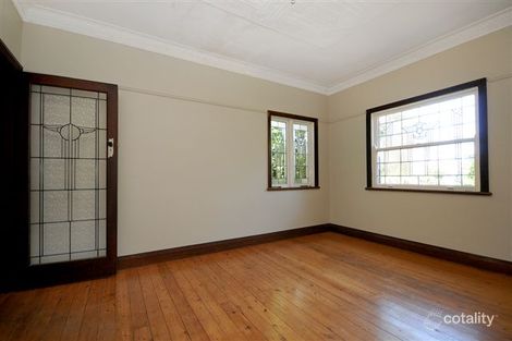 Property photo of 1 Stonehaven Street Mount Lofty QLD 4350