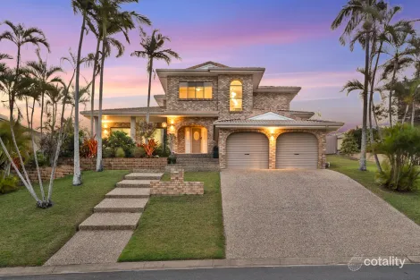 13 HUTCHEON ST, KAWANA, QLD 4701