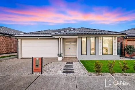 31 Kernot Pde, Clyde, VIC 3978