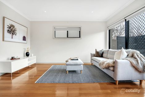 Property photo of 9/15 McEwan Road Heidelberg Heights VIC 3081