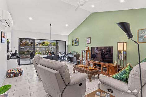 Property photo of 42/25 Abell Road Cannonvale QLD 4802