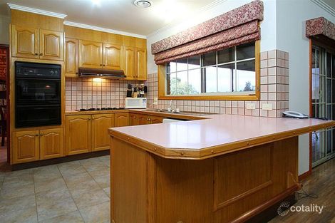 Property photo of 12 Vinct Close Keilor Downs VIC 3038