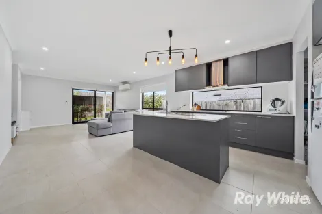 Property photo of 11 Soe Street Redbank QLD 4301