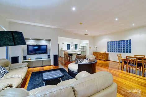 Property photo of 143 Hawthorne Road Hawthorne QLD 4171