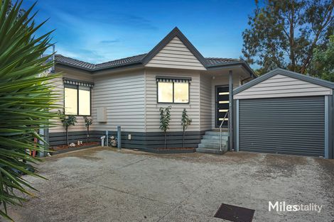 Property photo of 2/32 Vermont Parade Greensborough VIC 3088