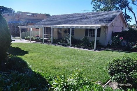 Property photo of 18 Mayfair Street Mount Claremont WA 6010
