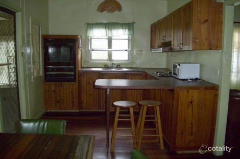 Property photo of 6 Hamilton Avenue Wandal QLD 4700