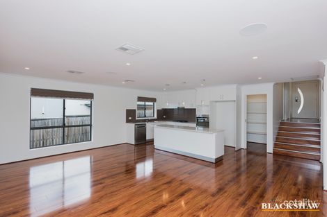 Property photo of 18 Bindugan Crescent Ngunnawal ACT 2913