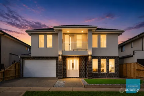 39 Warangal Way, Deanside, VIC 3336