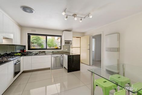 Property photo of 24 Robert Street Bulleen VIC 3105