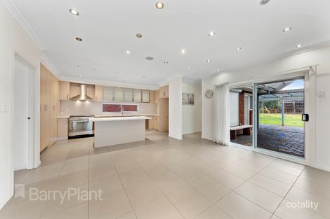 Property photo of 1 Wakatipu Court Taylors Lakes VIC 3038