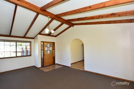 Property photo of 2 Christopher Court Harristown QLD 4350
